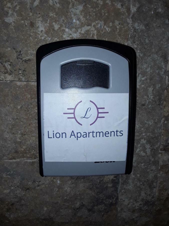 Lion Apartment Sunset Thessaloniki Exterior photo